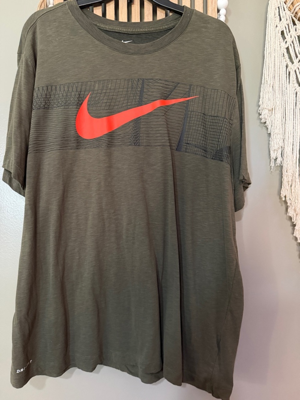 Nike men’s shirt size 2x